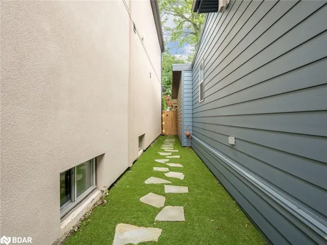 Additional image 27 of 102 Twenty Third Street