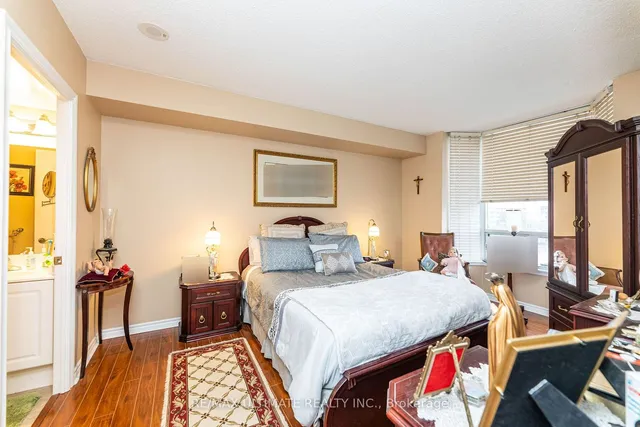 Additional image 19 of 2088 Lawrence Ave Unit 612