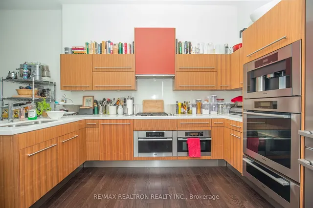 Additional image 12 of 80 John St Unit UPH3