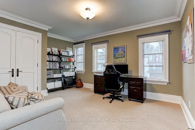 Additional image 31 of 2 Sorrel Crt