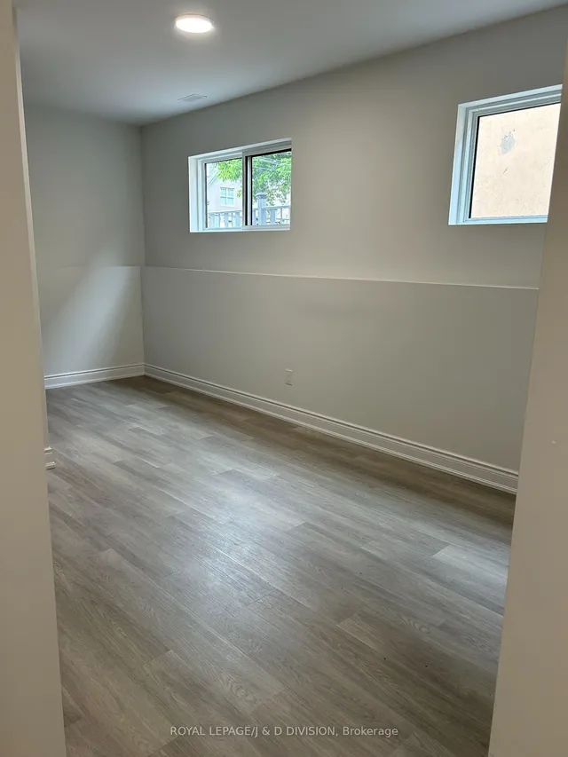 Additional image 20 of 19 Lambton Ave