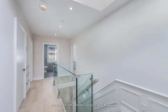 Additional image 20 of 216 Glencairn Ave