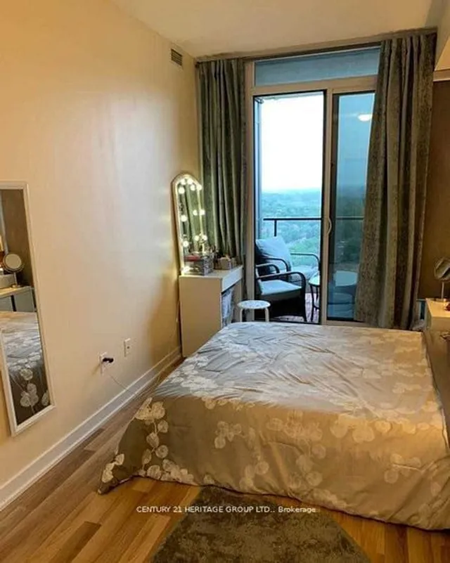 Additional image 18 of 33 Singer Crt Unit 2903