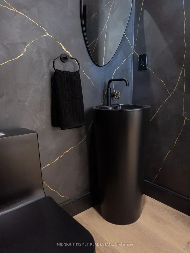 Additional image 12 of 92 Johnston Ave