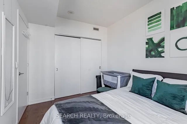 Additional image 14 of 281 Mutual St Unit 2104