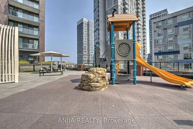 Additional image 21 of 35 Tubman Ave Unit #513