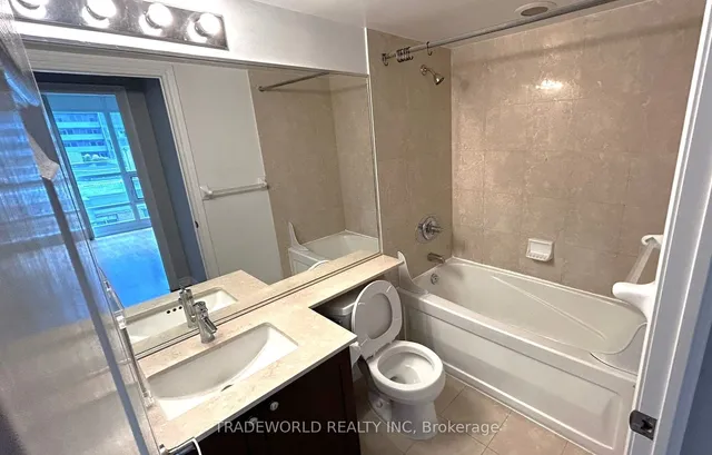 Additional image 9 of 761 Bay St Unit 2006