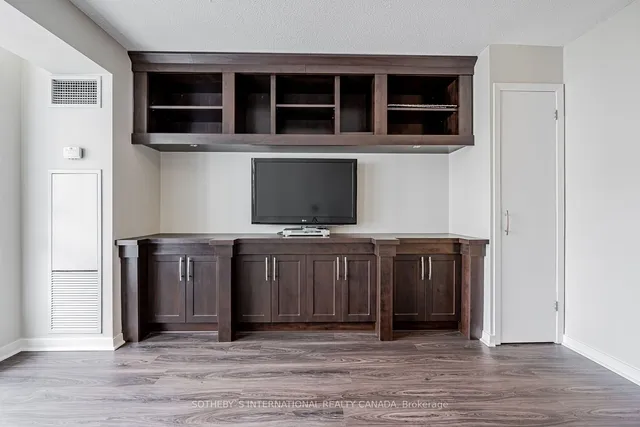 Additional image 15 of 76 Shuter St Unit 802