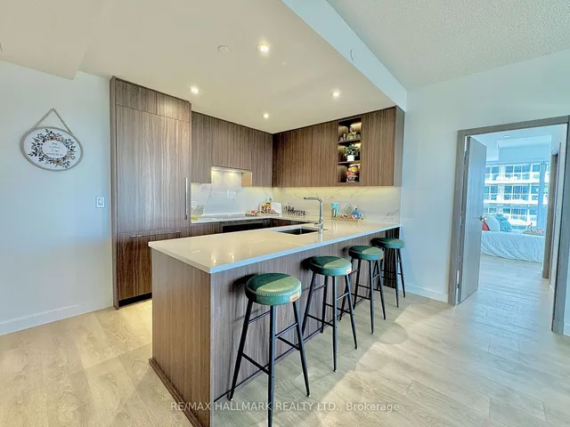 Additional image 9 of 25 Mcmahon Dr Unit 1902