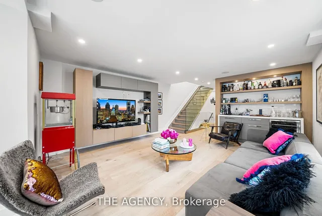 Additional image 25 of 3062 Bayview Ave