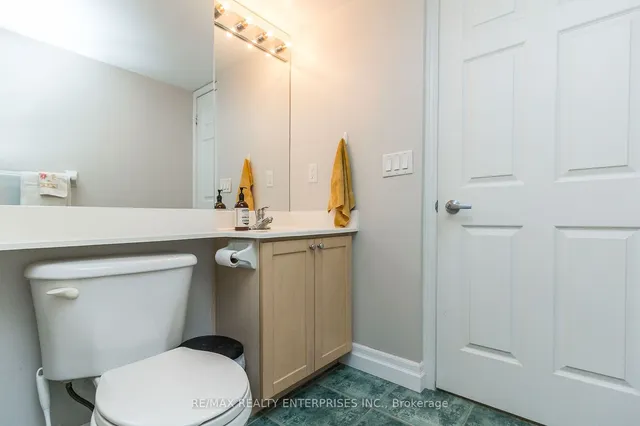 Additional image 22 of 330 Adelaide St Unit 810