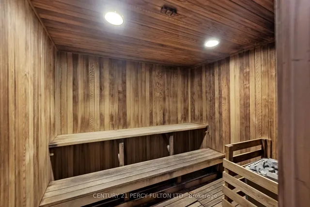 Additional image 22 of 36 Lee Centre Dr Unit 812