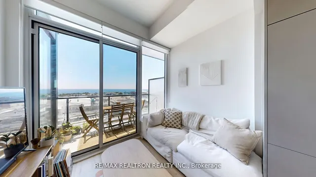 Additional image 9 of 135 East Liberty St Unit 1512