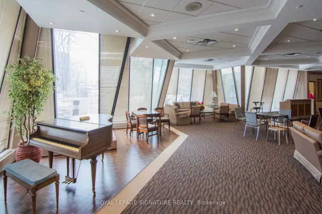 Additional image 37 of 1 Concorde Pl Unit 102