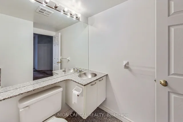 Additional image 18 of 55 Bloor St Unit 608