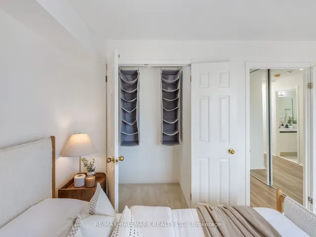 Additional image 17 of 2112 Queen St Unit 23