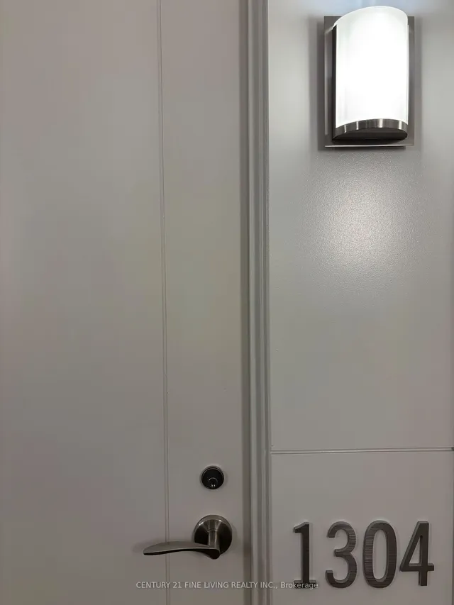 Additional image 2 of 3091 Dufferin St Unit 1304