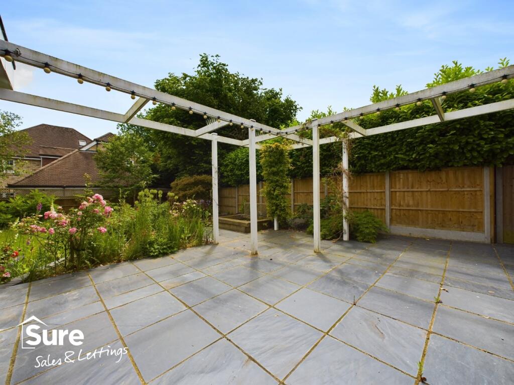 Additional image 9 of Penn Road, Park Street, St. Albans, Hertfordshire, AL2 2QT