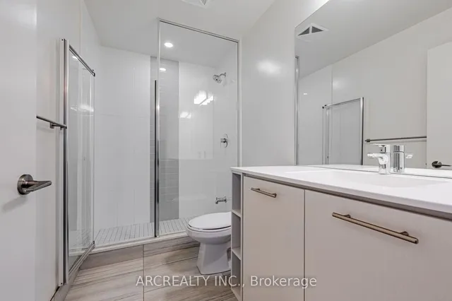 Additional image 16 of 435 Richmond St Unit 404