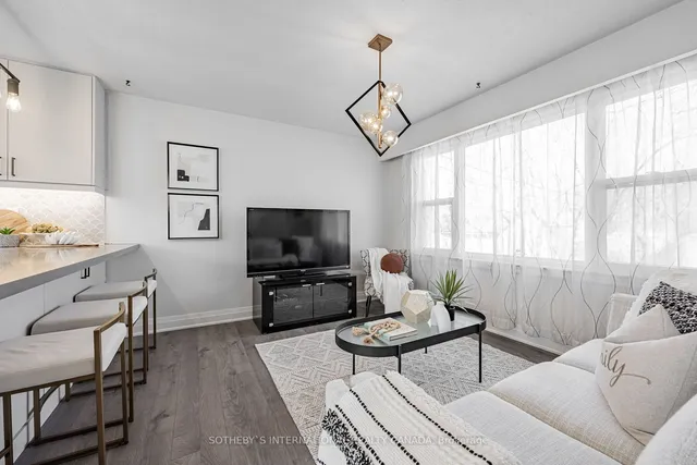 Additional image 3 of 4075A Lawrence Ave