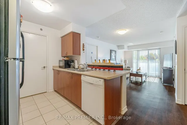 Additional image 13 of 35 Saranac Blvd Unit 329