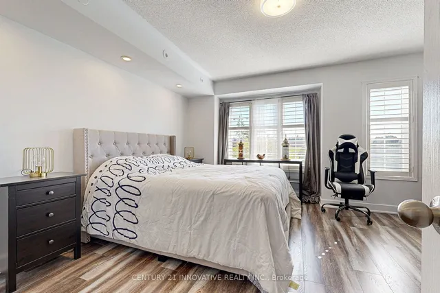 Additional image 16 of 200 Mclevin Ave Unit 6