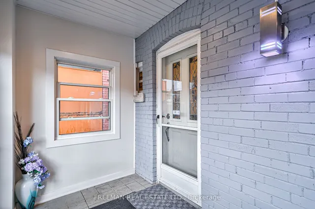 Additional image 2 of 1925 Dufferin St