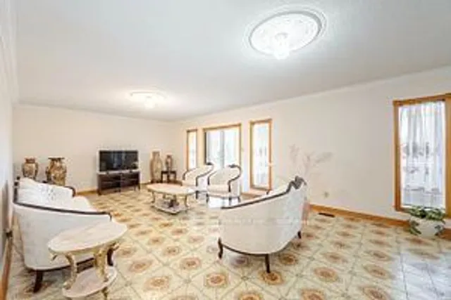 Additional image 2 of 10 Larchmere Ave