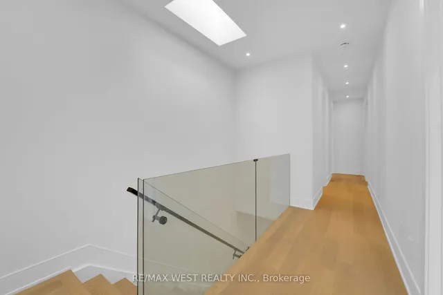 Additional image 18 of 386A Rimilton Ave