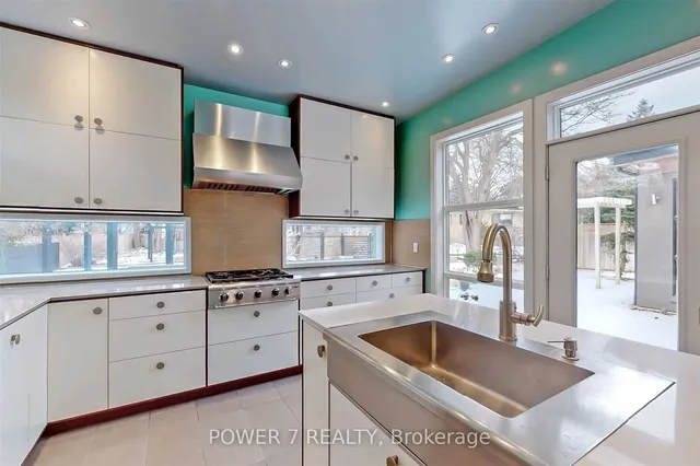 Additional image 14 of 34 Groveland Cres
