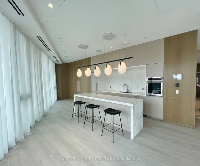 Additional image 11 of 575 Bloor St Unit 208