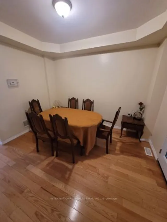 Additional image 14 of 23 Hackett Ave