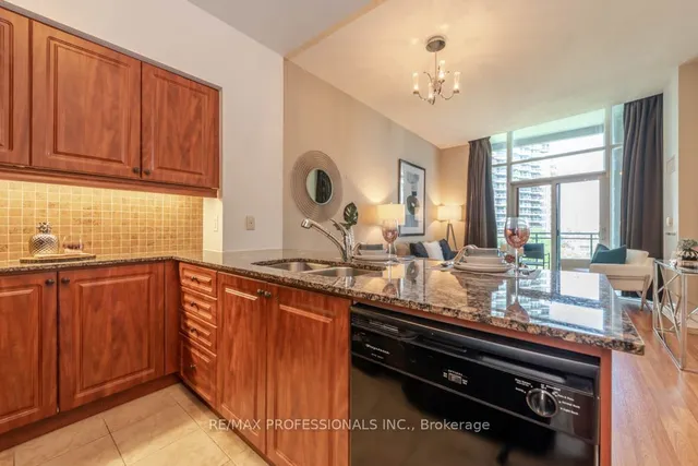 Additional image 15 of 58 Marine Parade Dr Unit 432