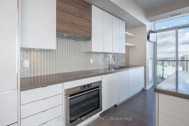 Additional image 12 of 59 Annie Craig Dr Unit PH3901