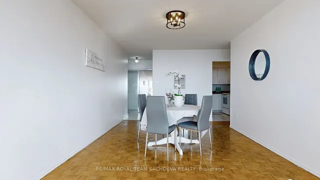 Additional image 7 of 3380 Eglinton Ave Unit 1709