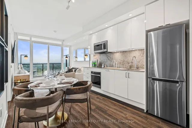 Additional image 5 of 1928 Lake Shore Blvd Unit 3815w