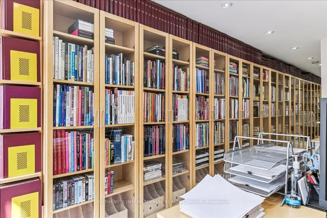 Additional image 30 of 218 River St