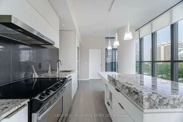 Additional image 13 of 101 Charles St Unit 1001