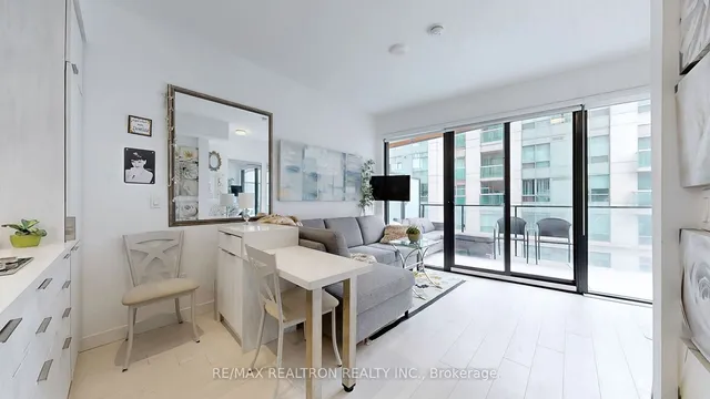 Additional image 8 of 215 Queen St Unit 1016