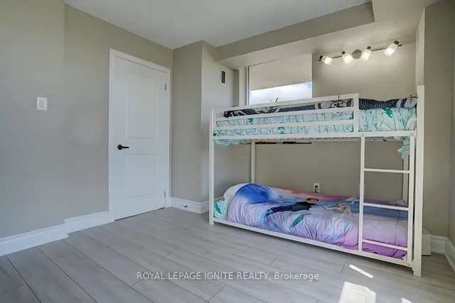 Additional image 19 of 10 Dean Park Rd Unit 506