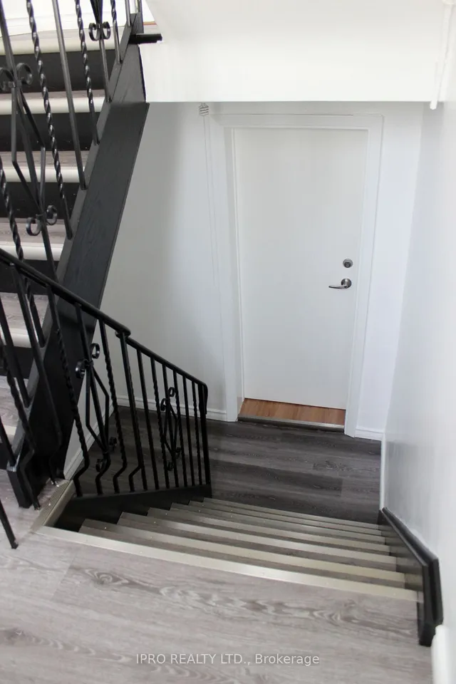 Additional image 29 of 246 Delta St