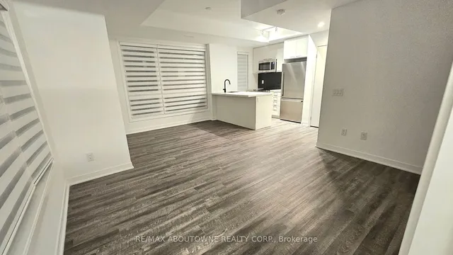 Additional image 7 of 40 Ed Clark Gdns Unit TH #16