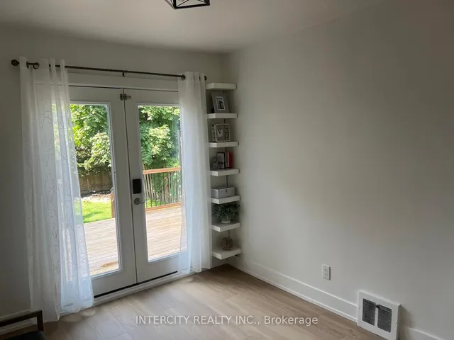 Additional image 13 of 32 Rothsay Ave