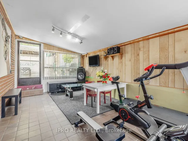 Additional image 21 of 22 Holmesdale Cres