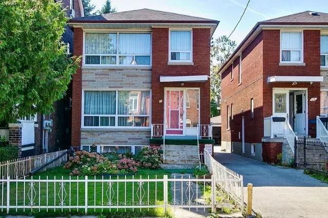 46 Macdonell Ave