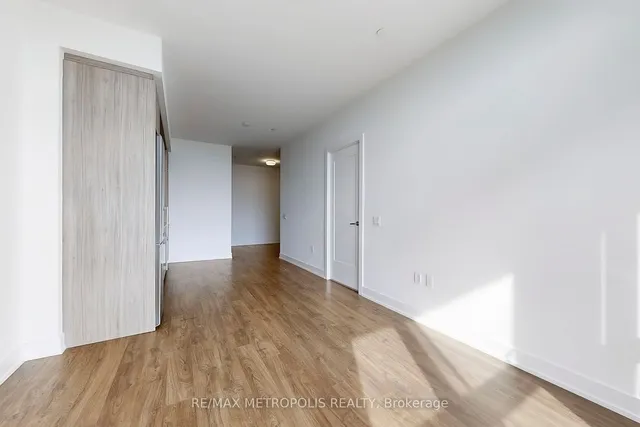 Additional image 9 of 20 Inn On The Park Dr Unit 638