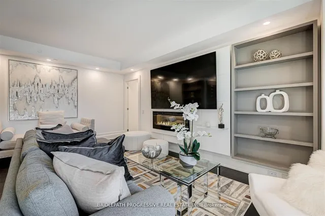 Additional image 9 of 3 Southvale Dr Unit 401