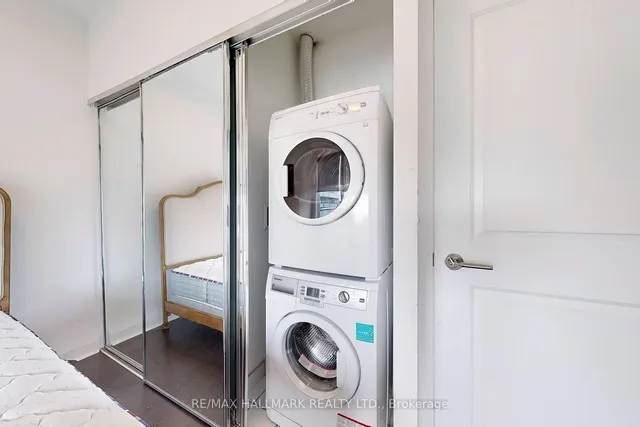 Additional image 24 of 65 St Mary St Unit 3607