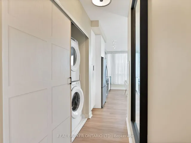 Additional image 9 of 6 Sonic Way Unit 409