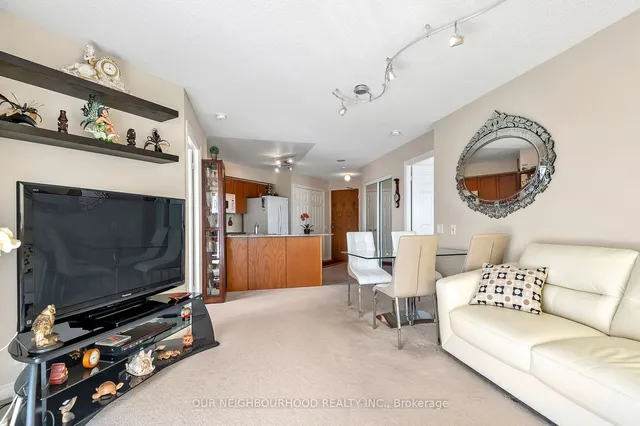 Additional image 8 of 1720 Eglinton Ave Unit 813